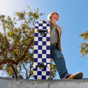 Navy-Blau-Weiß-Schachbrettmuster Skateboard