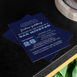 Navy Blue Bar Mitzvah Einladung mit Namensschild