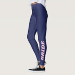 Navy Blue Bridge Junggeselinnen-Abschied Wedding R Leggings<br><div class="desc">Feiern Sie Ihre Brautreise stilvoll mit diesen marineblauen "Bride"-Leggings,  die sich perfekt für Junggeselinnen-Abschiede,  Hochzeitsplanungen oder Hochzeitsreisen eignen. Mit seinem kühnen rosafarbenen,  das Bein niederreißenden Design ist dieses unterhaltsame und komfortable Design ideal für alle zukünftigen,  die ihren besonderen Status auf trendige und sportliche Weise will.</div>