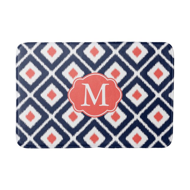 Navy Blue, Coral, White Ikat Diamond Pattern Badematte (Vorderseite)