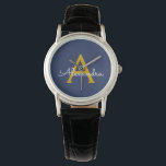 Navy Blue Gold Moderne Script Girl Monogram Name Armbanduhr<br><div class="desc">Navy Blue und Gold Simple Script Monogram Name Watch. Dies macht den perfekten Abschluss,  Geburtstag,  Hochzeit,  Brautparty,  Jubiläum,  Babydusche oder Junggeselinnen-Abschied Geschenk für jemanden,  die Lieben glamourösen Luxus und schicke Stile.</div>