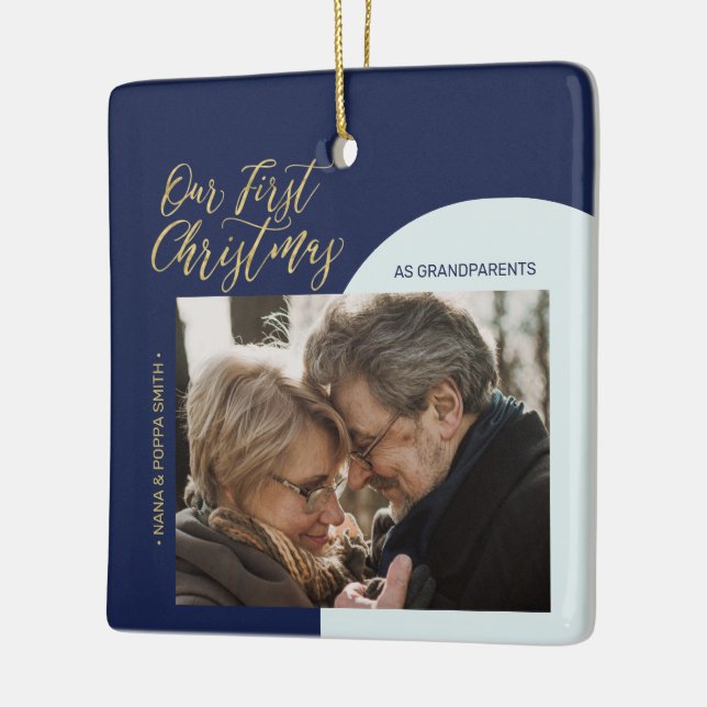 Navy, Blue & Gold Modernes First Christmas Foto Ce Keramikornament (Links)