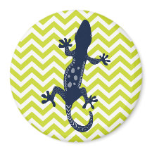 Navy Blue Lizard auf Green Zickzack Stripe Muster