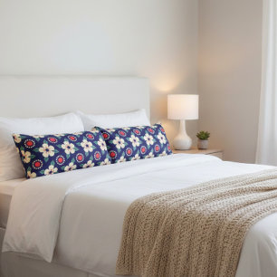 Navy Blue mit Creme-Blume Seitenschläferkissen