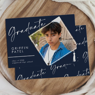 Navy Blue Modern Graduation Cap Foto Abschluss Ankündigung