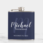 Navy Blue Modern Script Personalisierte Trauzeuge Flachmann<br><div class="desc">Fügen Sie Ihrer Hochzeit eine persönliche Touch mit personalisierten Trauzeugen Flasche. Diese Flasche zeigt den Namen der personalisierten Trauzeugen im modernen, weißen Script-Schriftart-Stil und Monogramm im hellblauen modernen Drehbuch-Schriftart-Stil als Hintergrund mit Titel und Hochzeitdatum in weiß modernen Sans Serif Schriftart Stil auf marineblau Hintergrund. Auch perfekt für Trauzeuge, Brautvater und...</div>