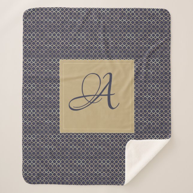 Navy Blue Monogram Quatrefolie Newlyweds Wedding Sherpadecke (Vorderseite)