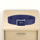 Navy-Blue-Monogramm-Inittits Name minimalistisch Gürtel<br><div class="desc">Ein klassischer schicker marineblau Hintergrund. Personalisieren Sie Ihre Monogramm-Initialen und Ihren Namen und fügen Sie sie hinzu. Modern,  trendig und einfach. Weißer Text.</div>