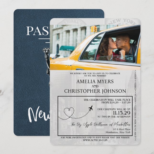 Navy Blue New York City Passport Wedding Einladung (Vorne/Hinten)
