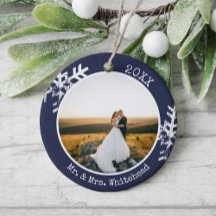 Navy Blue Newlywed Snowflake 1. Weihnachten