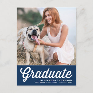 Navy Blue Retro Bold Typografy Foto Abschluss Ankündigungspostkarte