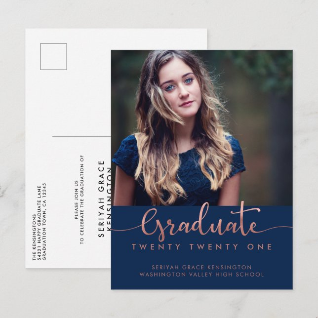 Navy Blue Rose Gold Foil Abschluss Script Foto Ankündigungspostkarte (Vorne/Hinten)