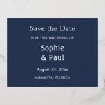 Navy Blue Save the Date Foil Einladung Postcard<br><div class="desc">Navy Blue Save the Date Foil Einladung Postcard, bitte personalisieren Sie die Vorderseite und Rückseite der Postkarte mit der Online-Personalisierungsvorlage vor der Bestellung. Auf der Vorderseite der Postkarte befindet sich ein echter metallischer Folientext auf marineblau blauem Hintergrund, auf der Rückseite der Postkarte befindet sich eine schwarze Tinte auf weißem Hintergrund....</div>