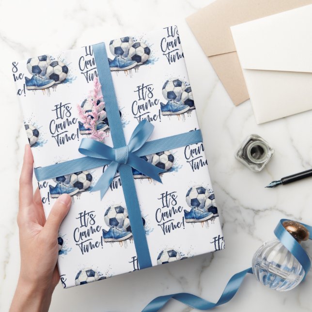 Navy Blue Soccer Kids Watercolor Geschenkpapier (Schenken)