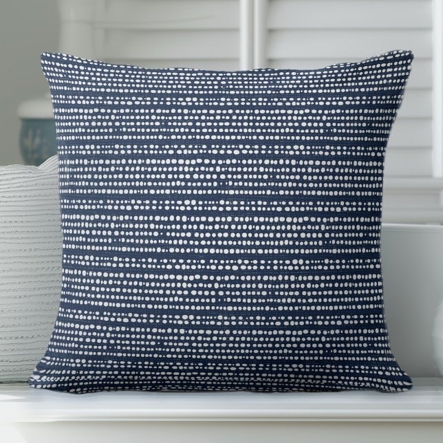 Navy Blue Throw Kissen (Von Creator hochgeladen)