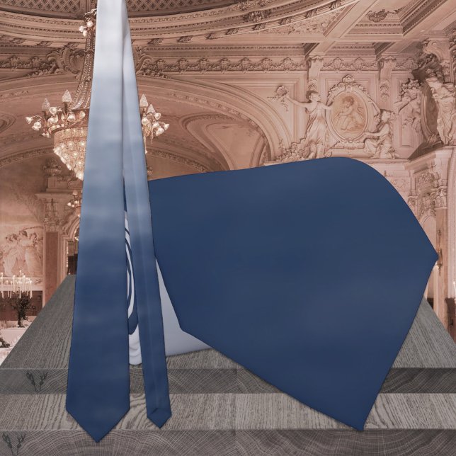 Navy Blue to Dusty Blue Ombre Wedding Krawatte (Von Creator hochgeladen)