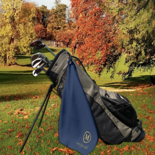 Navy Blue und Gold Monogram Golfhandtuch (Von Creator hochgeladen)