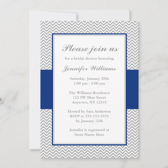 Navy Blue und Grau Zickzack Brautparty Einladung (Vorderseite)