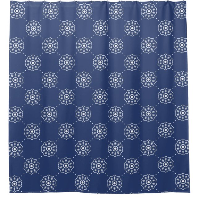 Navy Blue und White Geometric Floral Pattern Duschvorhang (Vorderseite)
