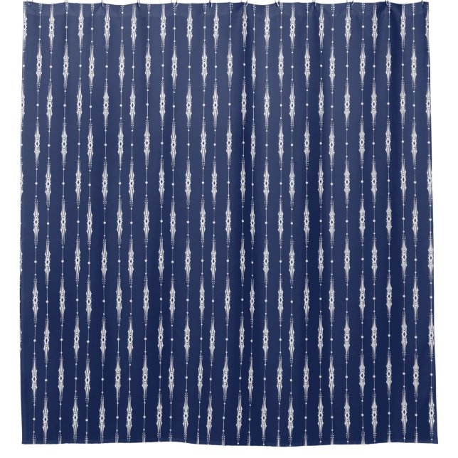 Navy Blue und White Intricate Line Muster Duschvorhang (Vorderseite)