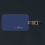Navy Blue und White Modern Monogram Gepäckanhänger<br><div class="desc">Unsere Navy Blue and White Modern Monogram Collection: Erhöhen Sie Ihre Wohngestaltung mit unserer ausgeklügelten Kollektion, die ein zeitgenössisches Marineblau-Farbschema bietet. Jedes Stück ist sorgfältig gefertigt, um Eleganz und Stil zu entfesseln, um jedem Zimmer eine Touch modernen Flairs hinzuzufügen. Egal ob Sie mit Monogramm Kissen, personalisierte Wandkunst oder elegantes Küchenzubehör...</div>