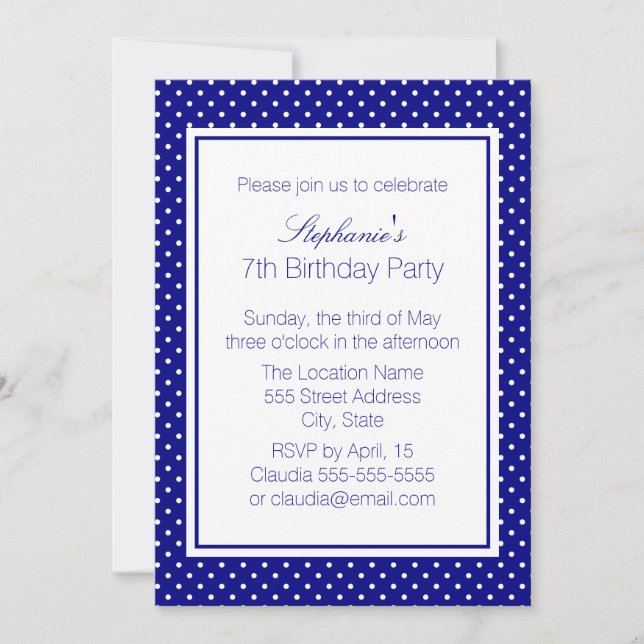 Navy Blue und White Polka Dot Birthday Party Einladung (Vorderseite)