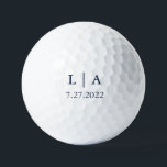 Navy Blue und White Wedding Personalisierter Golfb Golfball<br><div class="desc">Herrlicher marineblauer Golfball. Perfektes Geschenk für die Neuvermählten in Ihrem Leben!</div>
