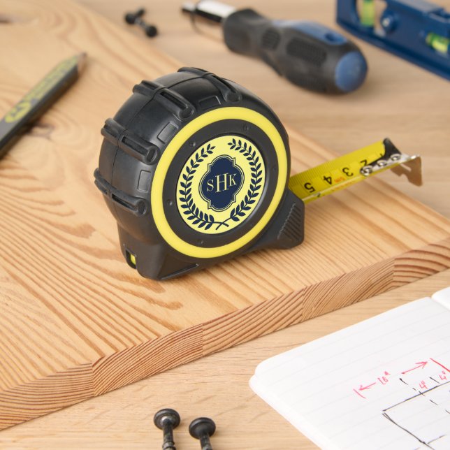 Navy-Blue-Wappen Laurel Wreath Monogram Maßband (Holzbau)