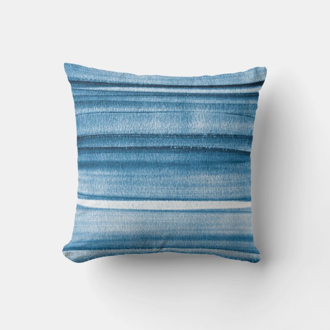 Navy Blue Watercolor Ombre Throw Kissen (Vorderseite)