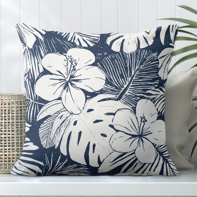 Navy Blue & White Tropical Throw Kissen (Von Creator hochgeladen)