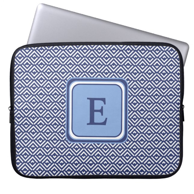 Navy-Geometrisches-Chevron-Monogramm-Design Laptopschutzhülle (Vorderseite)