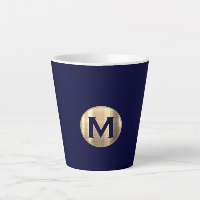 Navy Metallic Gold Monogram Milchtasse (Vorderseite)