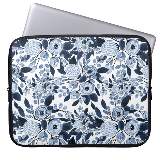 Navy Pastel Blue Watercolor Blumenmuster Laptopschutzhülle (Vorderseite)