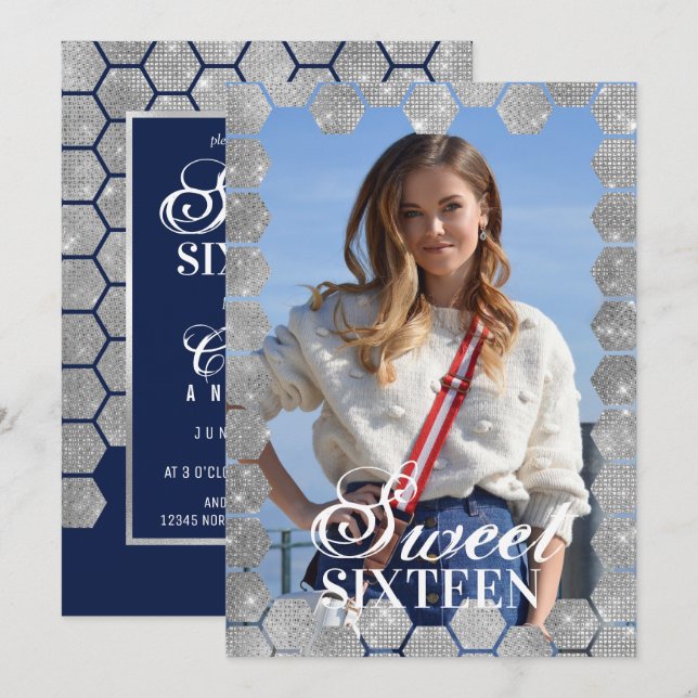 Navy Silver Glitzer Hexagon Geo Foto Sweet 16 Einladung (Vorne/Hinten)