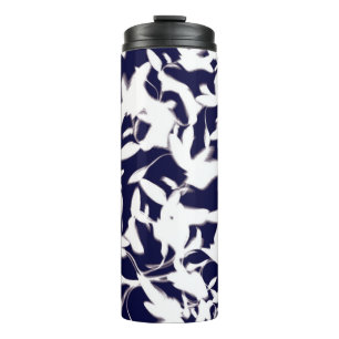Navy- und Weiß-Farbmusterdesign, hergestellt mit P Thermosbecher
