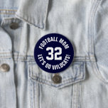 Navy und White Football Mama Jersey Button<br><div class="desc">Freuen Sie sich auf Ihr Lieblings-Sportteam, Ihren Fußballspieler oder zeigen Sie einfach Ihren Schulstolz mit einem personalisierten Spirituosenknopf! Fügen Sie Ihren Schulnamen hinzu oder personalisieren Sie ihn mit einem Spielernamen und Jersey-Nummer. Ideal für Fußball, Basketball, Baseball und Fußball! Erstellen Sie individuelle Buttone für das ganze Team, Cheerleader, Eltern und Geschwister,...</div>