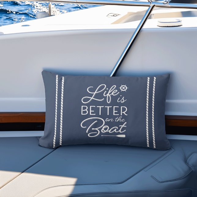 Navy & White Life ist besser auf dem Boot Kissen Für Draußen (Von Creator hochgeladen)