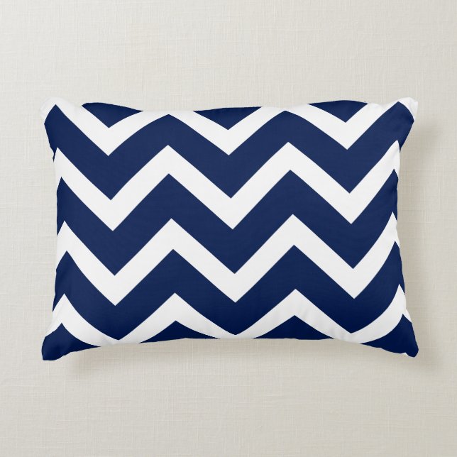 Navy & White Zickzack Zigzag Muster Dekokissen (Vorderseite)