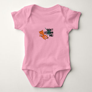 Ne dérangez pas bébé chat drôle Body