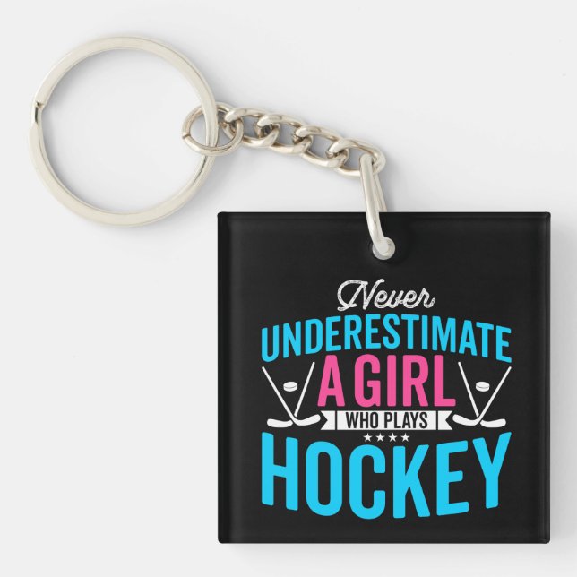 Ne jamais sous-estimer le hockey féminin (Devant)