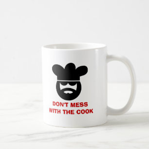 Ne salissez pas avec la tasse de café de cuisinier