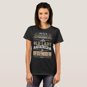 Ne sous-estimez jamais le T-shirt soutenu de