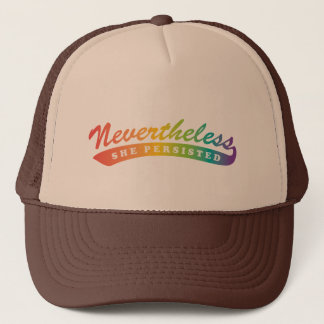 Néanmoins, elle a persisté. Casquette de