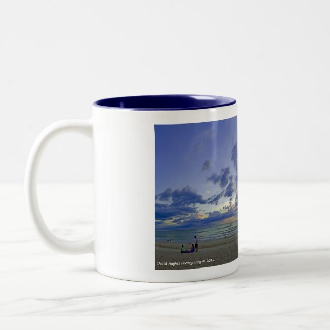 Neapel, FL-Strand-Kaffeetasse Zweifarbige Tasse (Links)