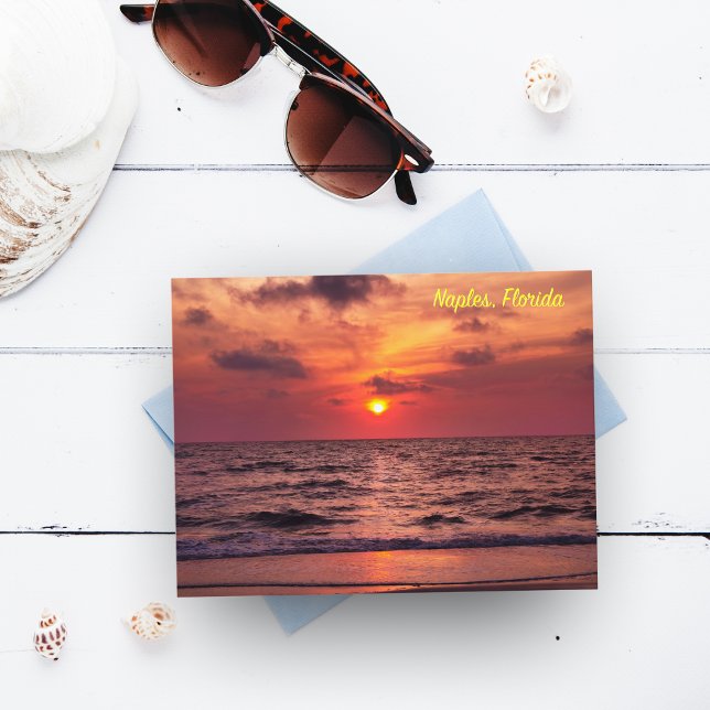 Neapel, Florida Tropischer Sonnenuntergang Postkar Postkarte (Capturing the essence of Naples, Florida's majestic sunset on a postcard. Let its beauty inspire you)