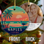 Neapel Florida Vintag Seagull Sunset Souvenirs Keramik Ornament<br><div class="desc">Neapel Beach Florida Vintag Seagull Retro Palmen 60er Souvenirs. Sonnenuntergang Design mit Ihrem Lieblings-Florida Strand und Meer, geeignet für Florida Beach Towns Liebhaber vor allem diejenigen, die Liebe Neapel Beach. - Ein Foto auf der Rückseite mit der leicht zu bedienenden Vorlage anbringen. - Sie können diese Vorlage anpassen und ändern,...</div>