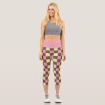 Neapolitan Ice Cream Colors Checkered Pattern Capri Leggings<br><div class="desc">Vanilla,  Schokolade und Erdbeereis in einem karierten Muster.</div>