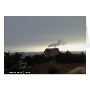 Nebel an der Küste und Rauch