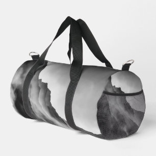 Nebel auf den Felsen Duffle Bag