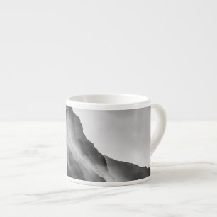 Nebel auf den Felsen Espressotasse